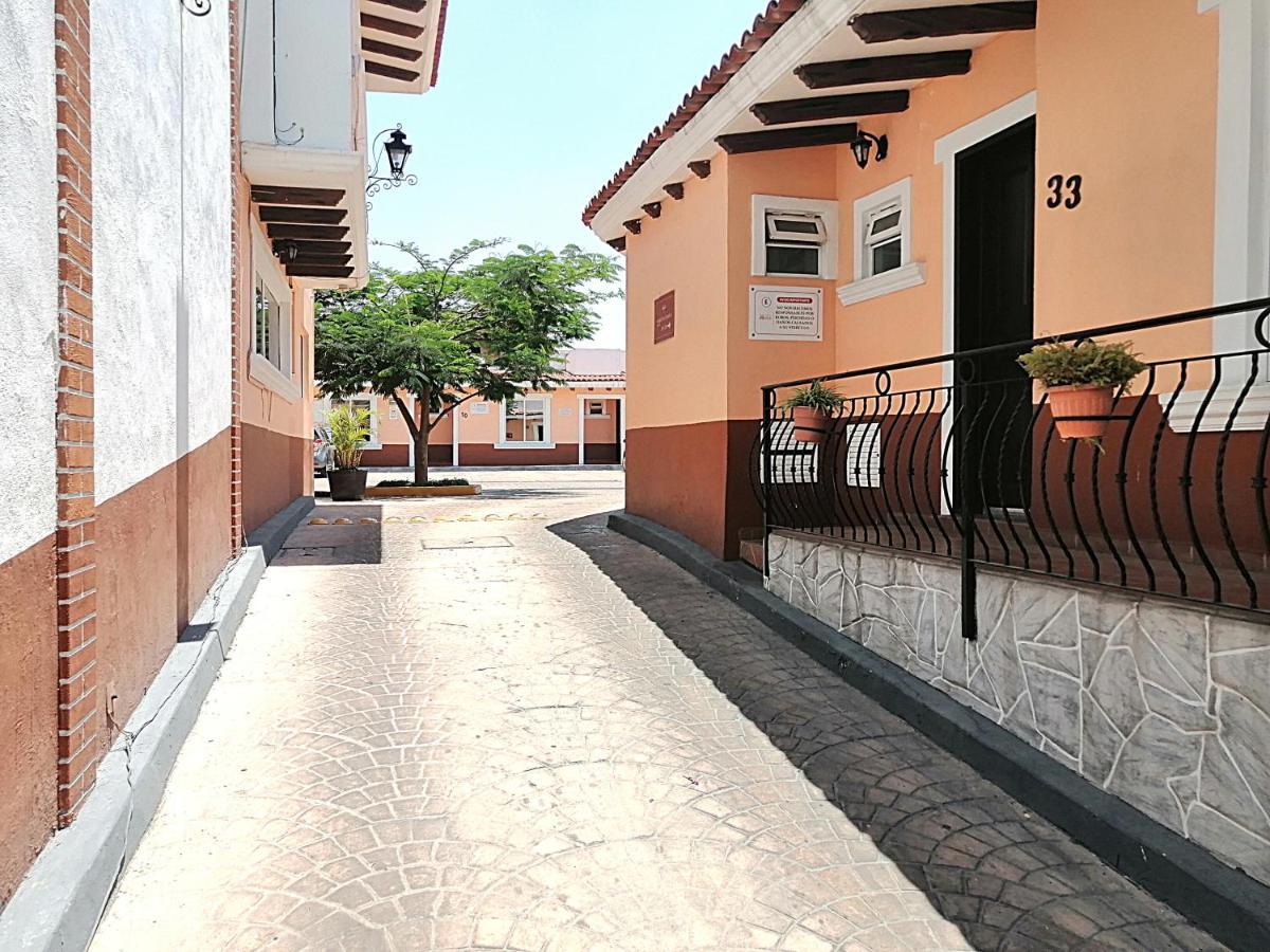 Hotel Aquiles Guadalajara Exterior foto