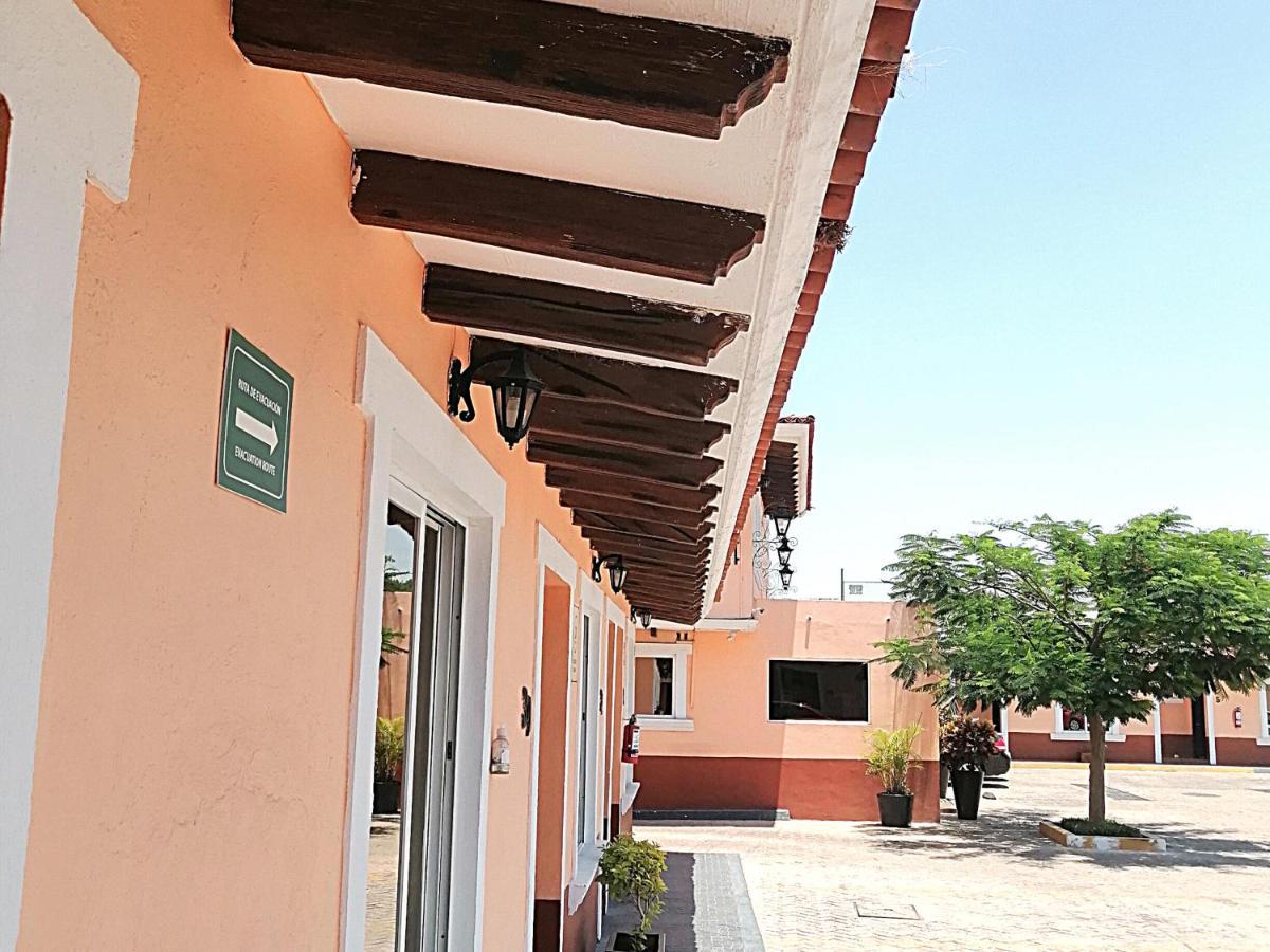 Hotel Aquiles Guadalajara Exterior foto